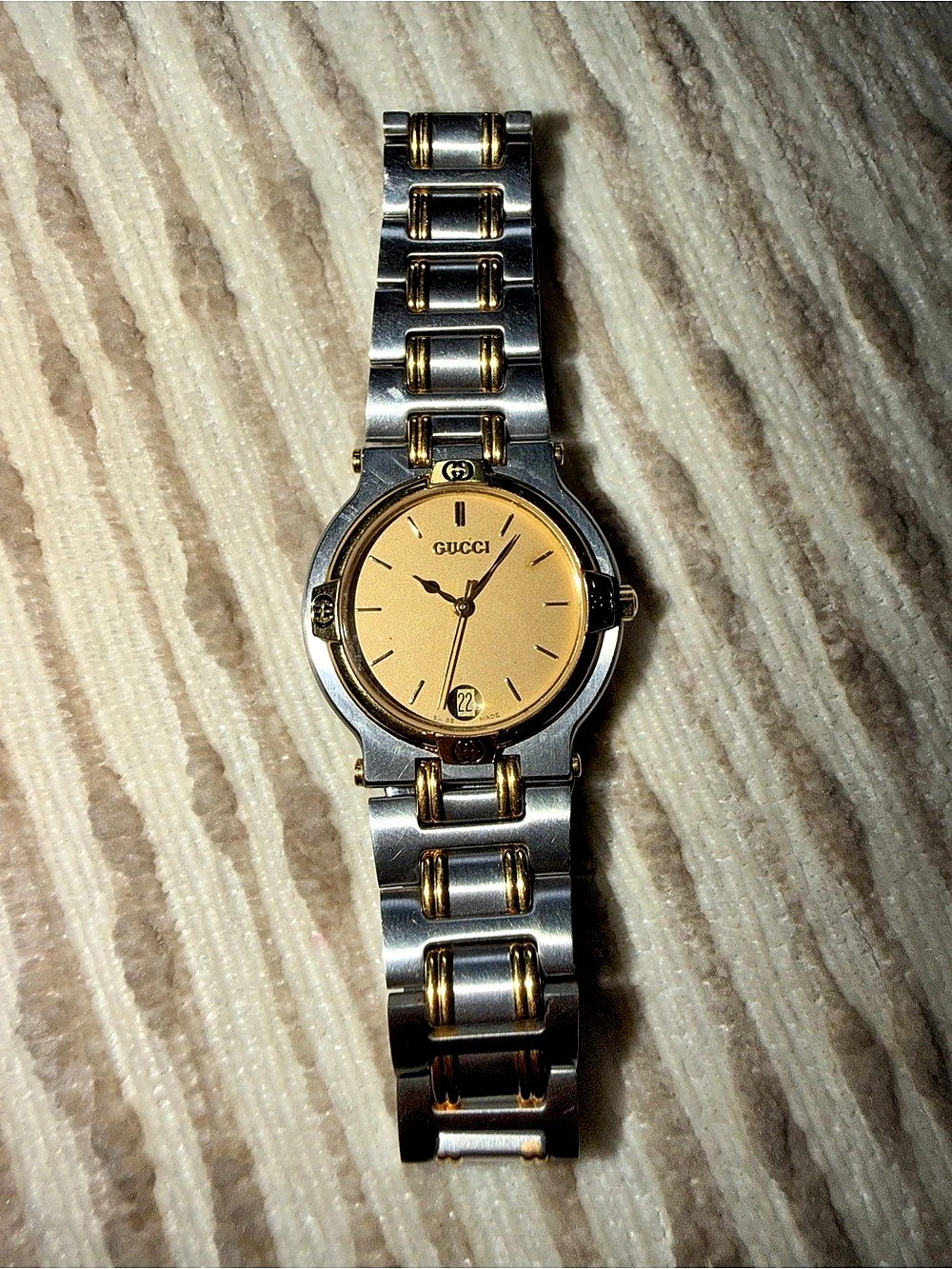 Gucci 9000M Two-Tone Watch Bracelet Watch